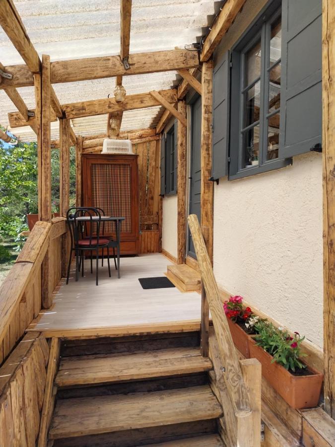 Petit Studio Dans La Prairie Saint-Auban  Экстерьер фото